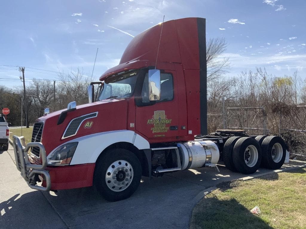 Image of Volvo VNL Primary image