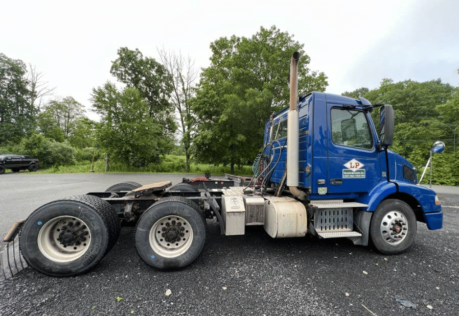 Main image Volvo VNL