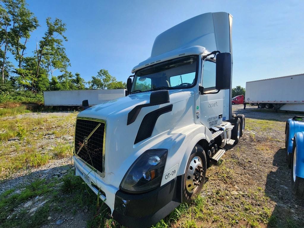 2014 Volvo D13 Equipment Image0