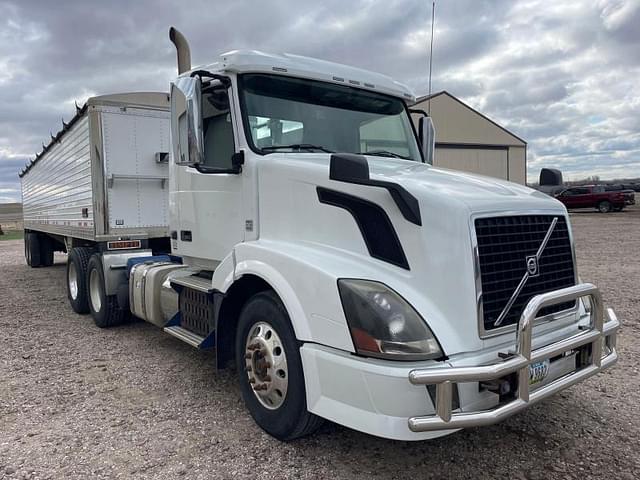 Image of Volvo D13 equipment image 1