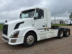 2014 Volvo VNL Image