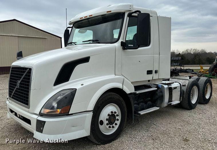 Main image Volvo VNL