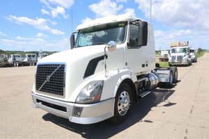 2014 Volvo VNL64T630 Image