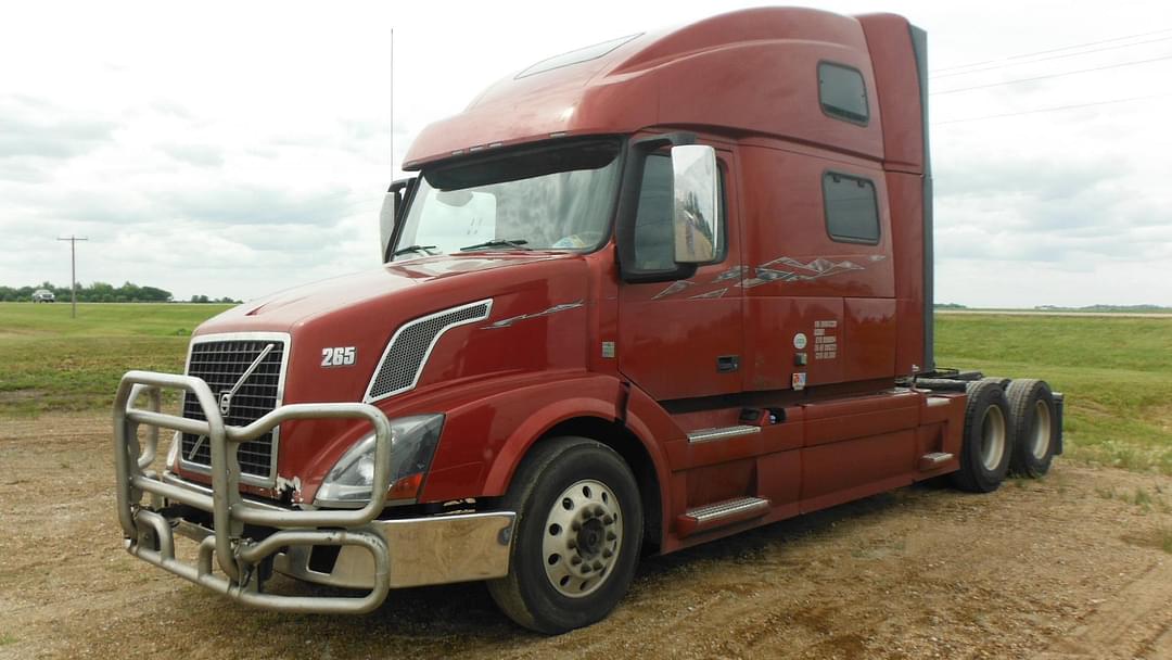 Image of Volvo VNL64T670 Primary image