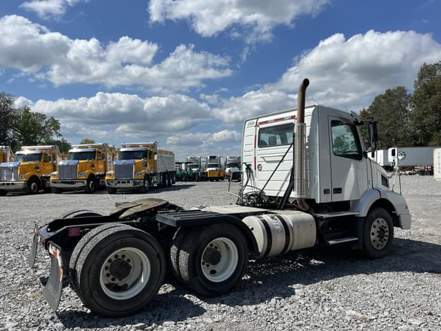 Image of Volvo D13 equipment image 3