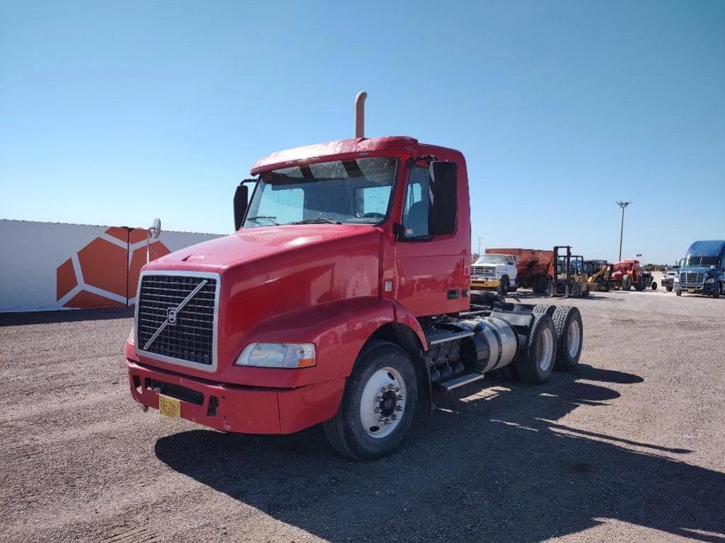 Image of Volvo VNM Primary image