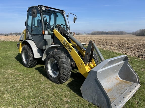 2014 Wacker Neuson 850 Equipment Image0