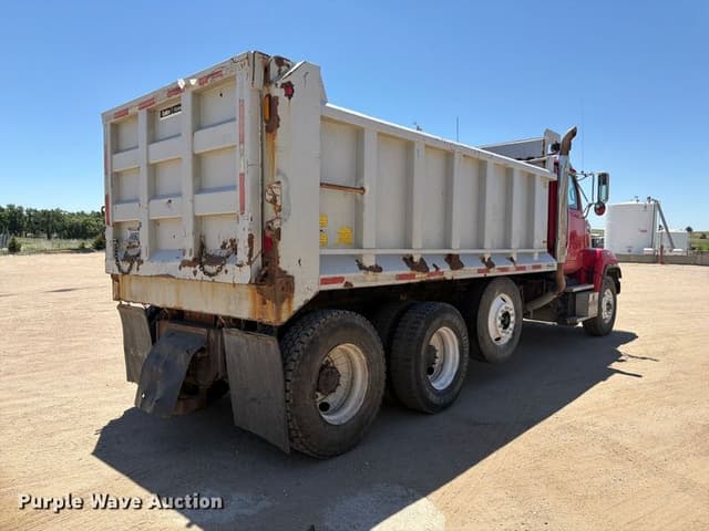 Image of Western Star 4700 equipment image 4