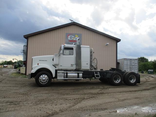 Image of Western Star 4900 Primary image