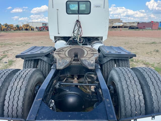 Image of Western Star 4900 equipment image 1