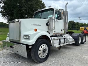2014 Western Star 4900 Image
