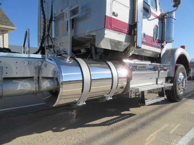 Image of Western Star 4900FA equipment image 3