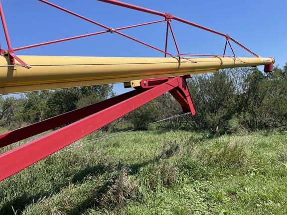 2014 Westfield MKX130-84 Equipment Image0