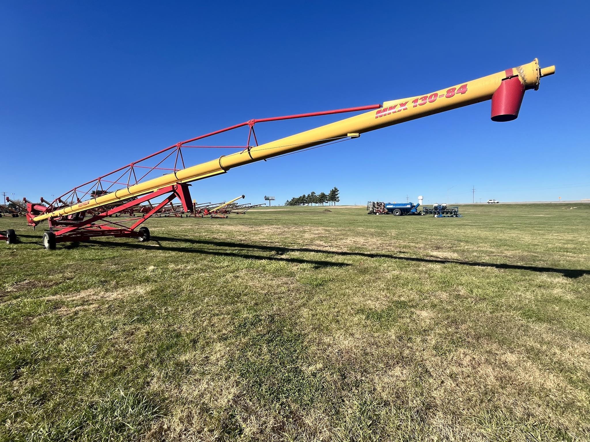 2014 Westfield MKX130-84 Equipment Image0