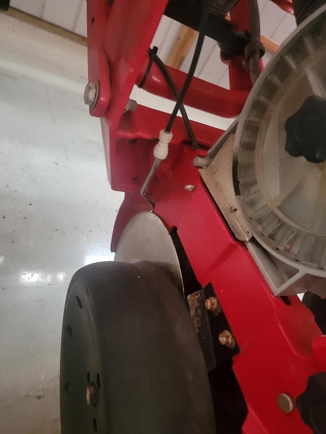 Image of White 9812 equipment image 3