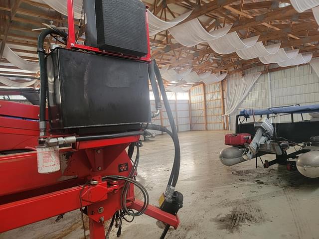Image of White 9812 equipment image 4