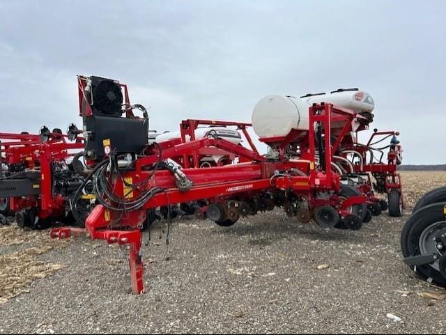 2014 White 9812 Equipment Image0