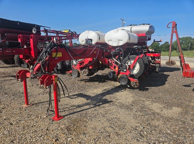 2014 White 9816 Equipment Image0