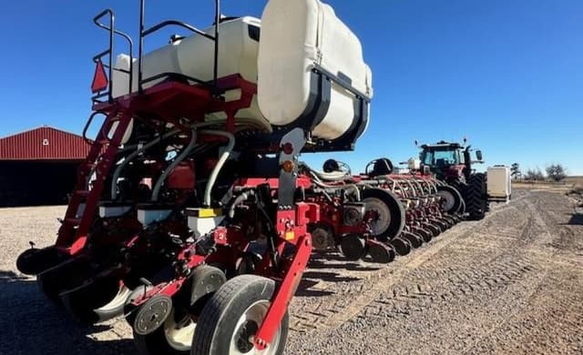 Image of White 9824 equipment image 2