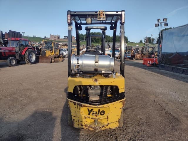 Image of Yale GLP040SVX equipment image 3