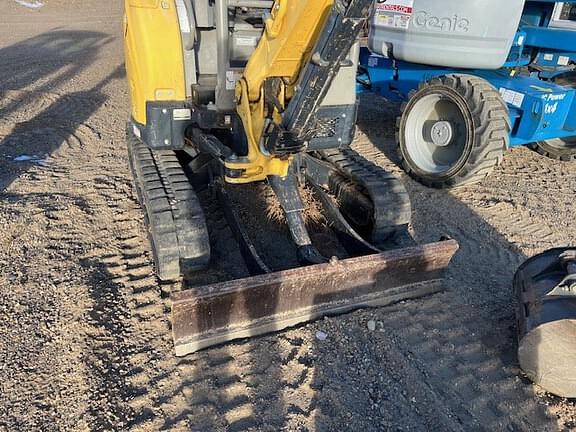 Image of Yanmar VIO27-5B equipment image 3