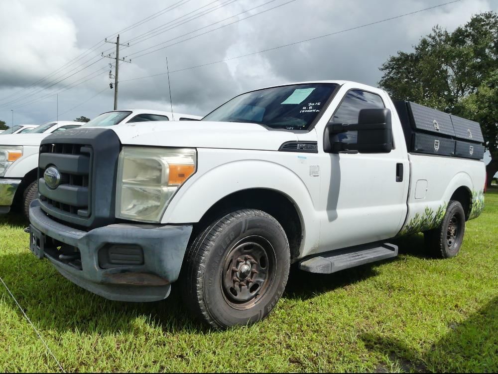 2015 Ford F-250 Equipment Image0