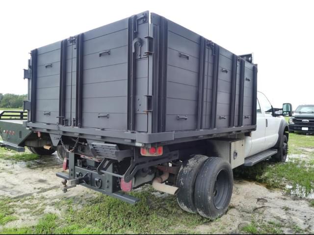 Image of Ford F-450 equipment image 2