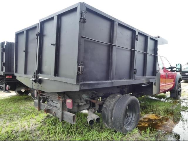 Image of Ford F-450 equipment image 2