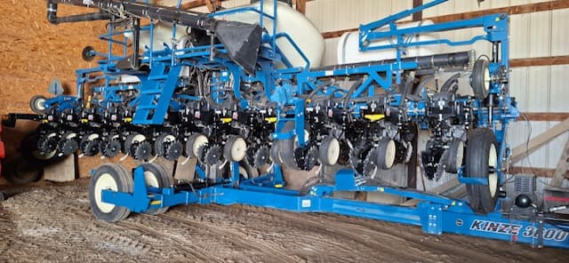 Image of Kinze 3600 Image 0