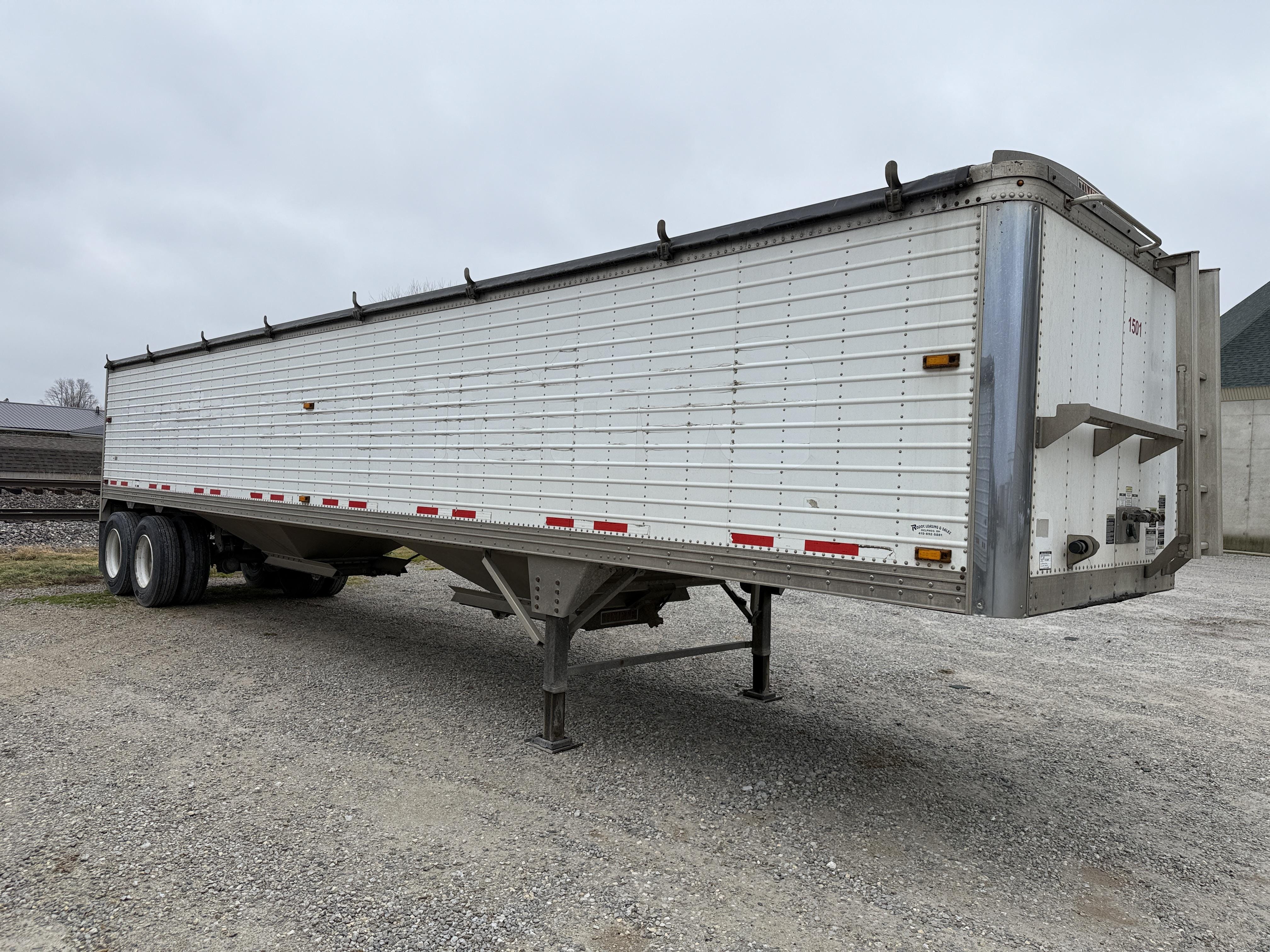 2015 Timpte Super Hopper Equipment Image0