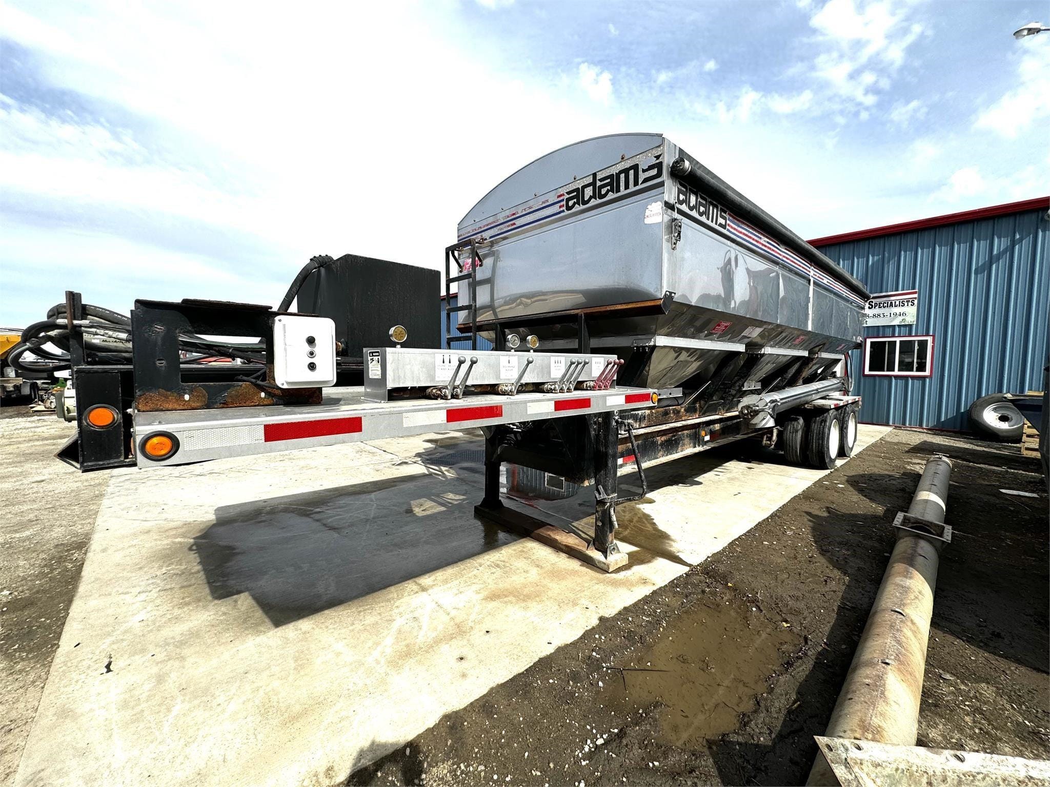 2015 Adams 870T-304 Equipment Image0