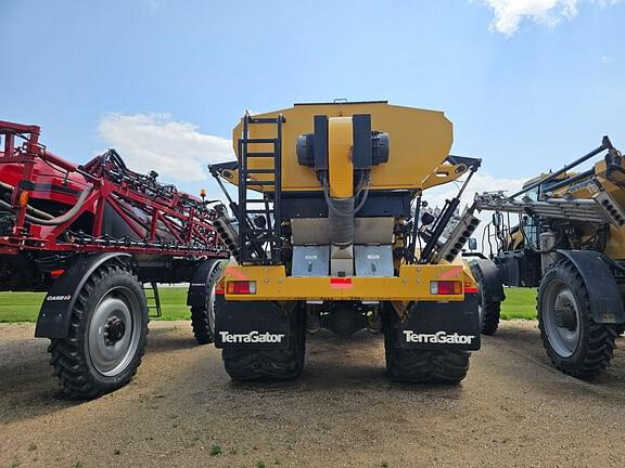 Image of Terra-Gator TG8400 equipment image 4