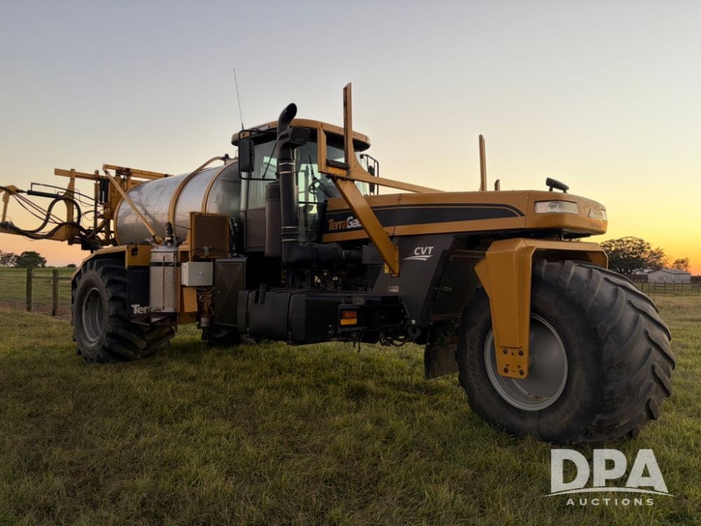 2015 Ag-Chem Terra-Gator 9203 Equipment Image0