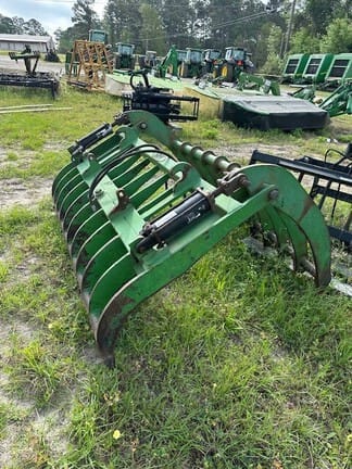 2015 Armstrong Ag Brush Grapple Equipment Image0