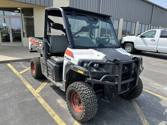 2015 Bobcat 3400 Equipment Image0