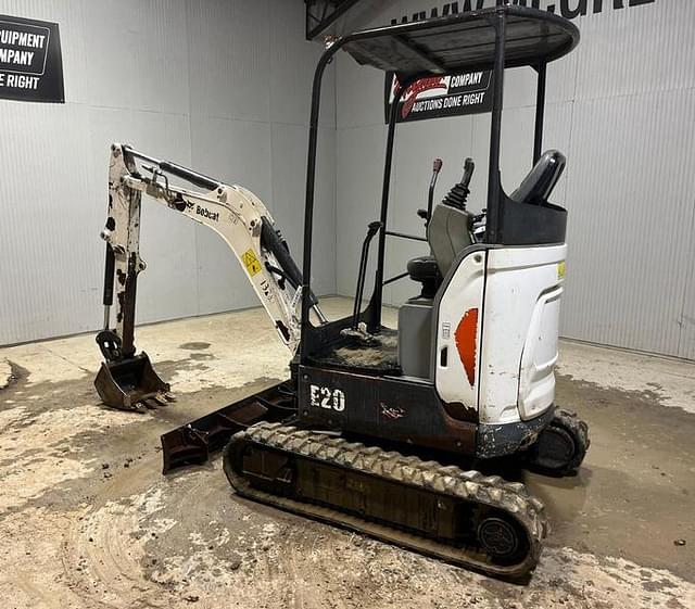 Image of Bobcat E20 equipment image 1
