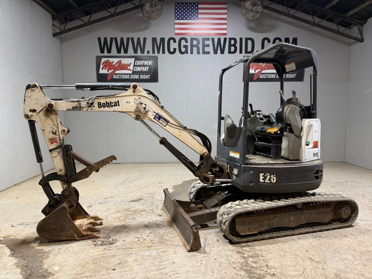 2015 Bobcat E26 Equipment Image0