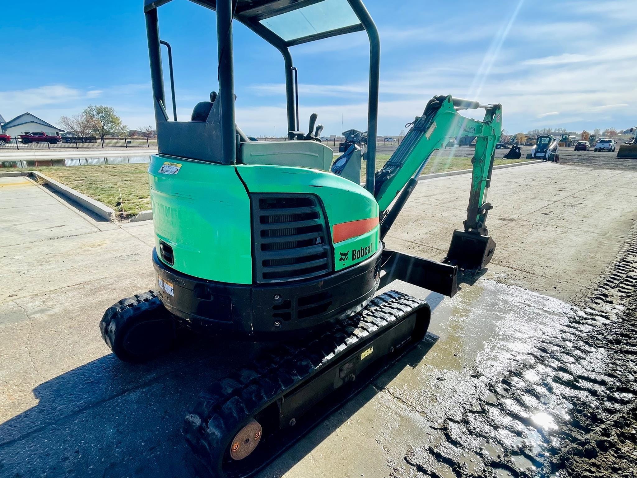 2015 Bobcat E26 Equipment Image0