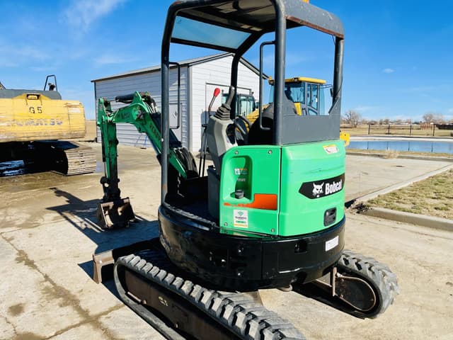 Image of Bobcat E26 equipment image 4