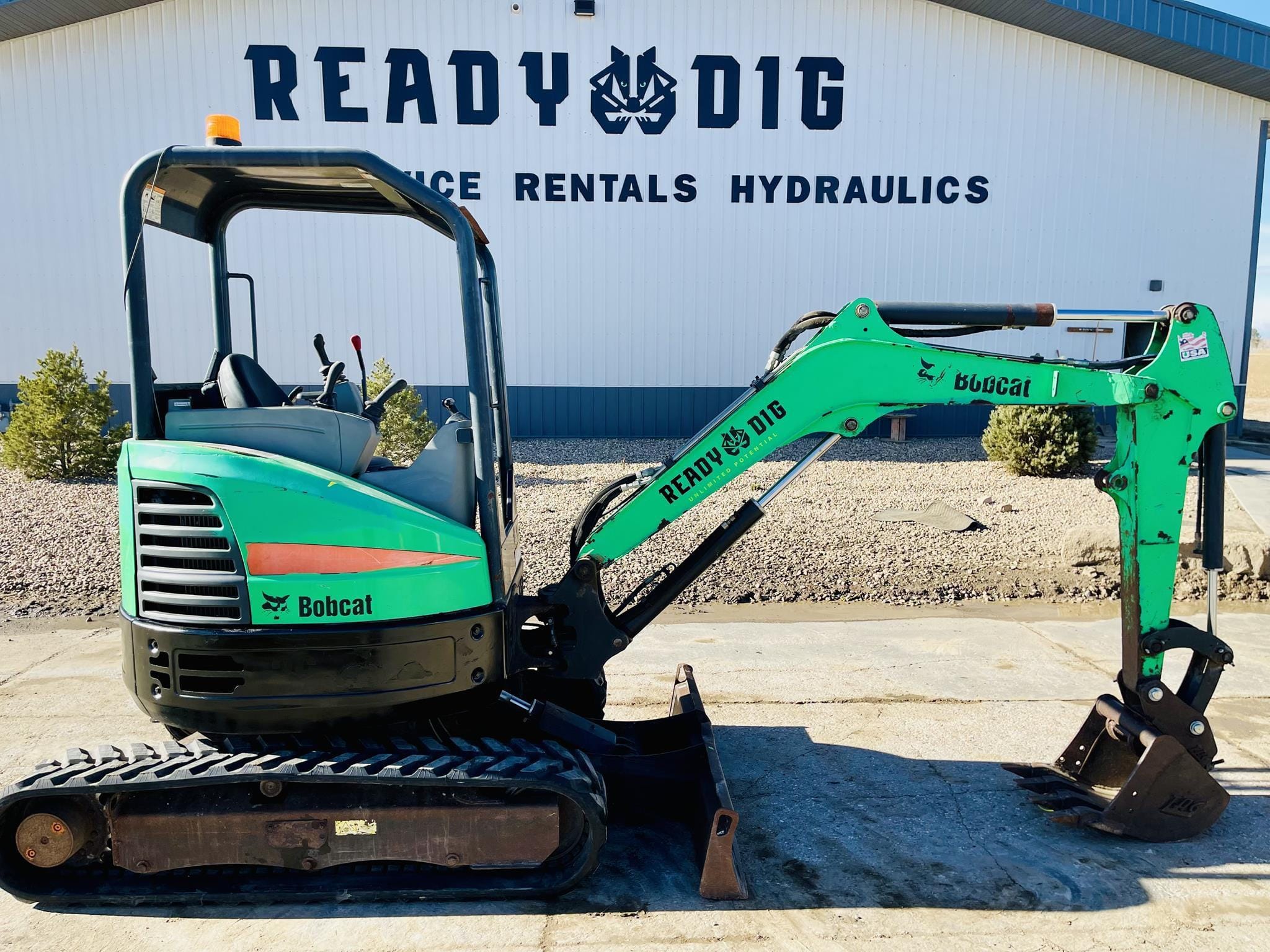 2015 Bobcat E26 Equipment Image0