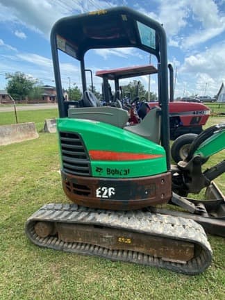 Main image Bobcat E26