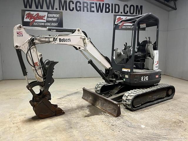 Image of Bobcat E26 equipment image 1