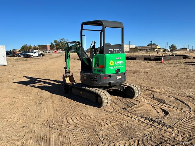 Image of Bobcat E26 equipment image 3