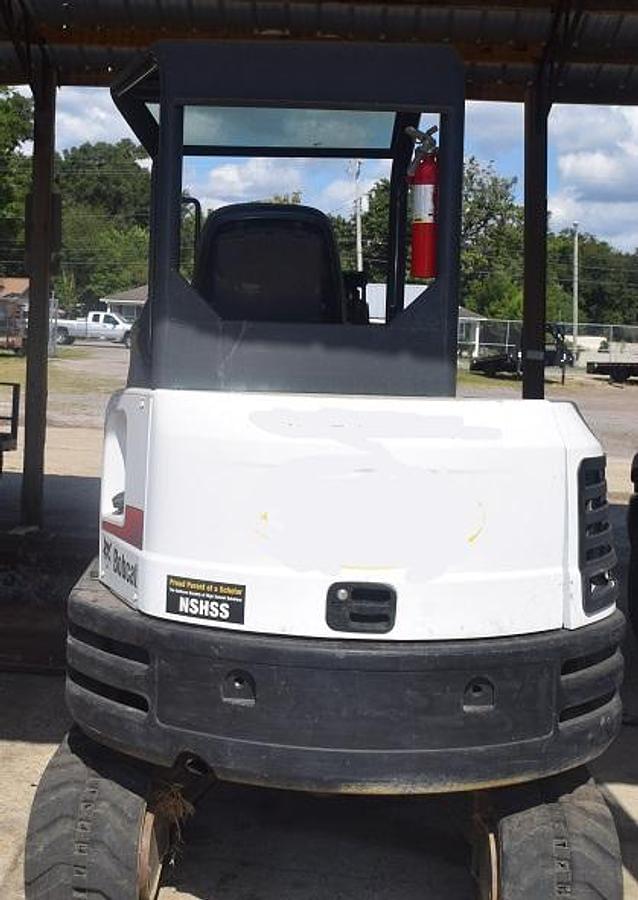 Image of Bobcat E32 equipment image 4