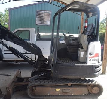 Main image Bobcat E32