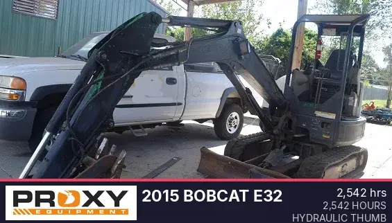 Image of Bobcat E32 equipment image 1