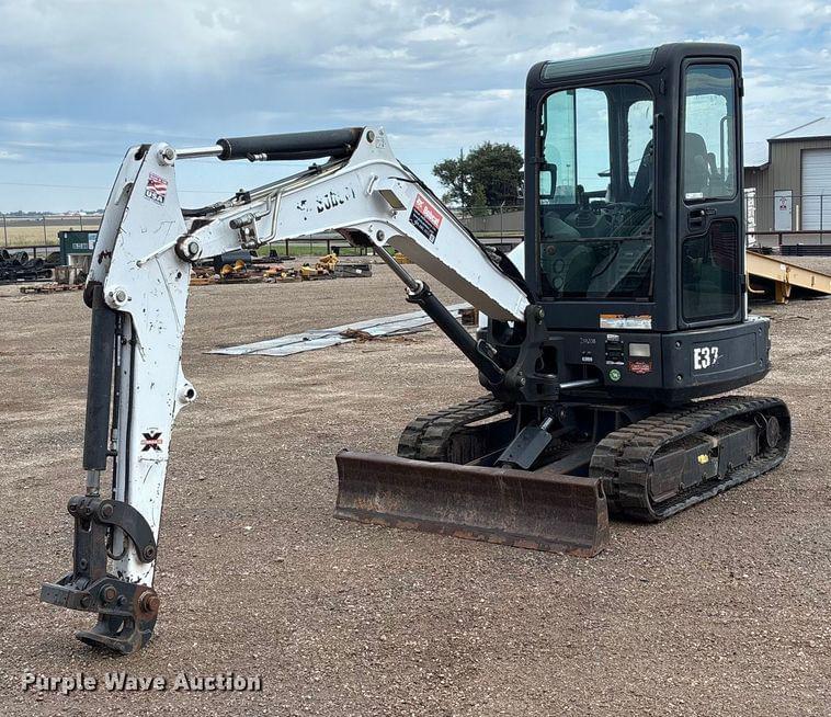 Image of Bobcat E32 Primary image