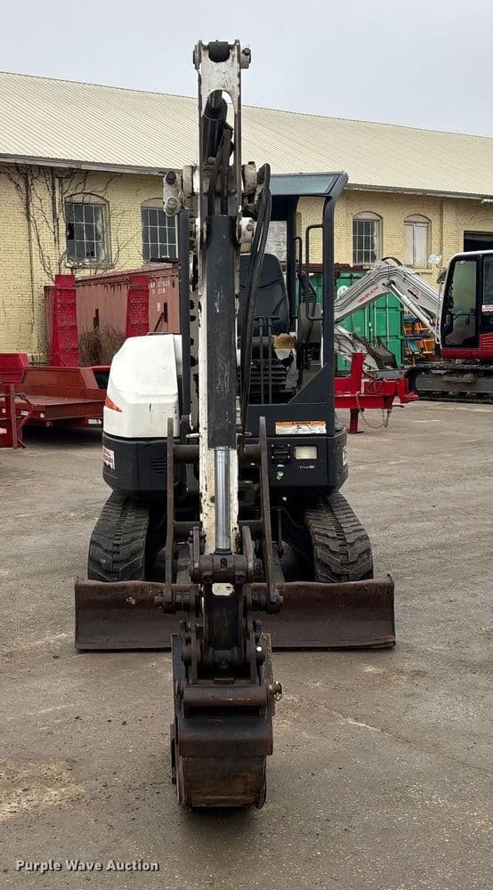 Image of Bobcat E32 equipment image 1