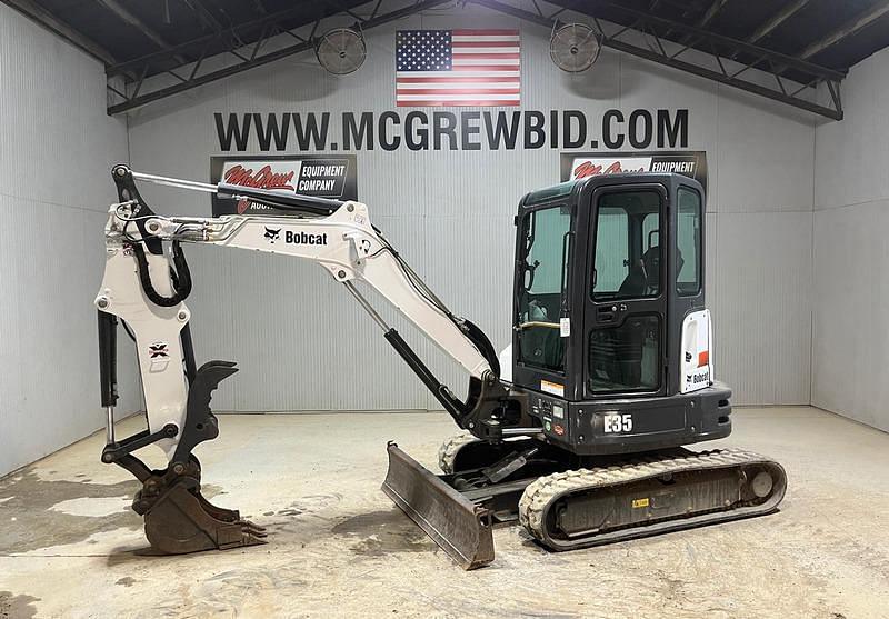Image of Bobcat E35 Primary image
