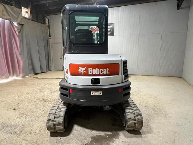 Image of Bobcat E35 equipment image 3